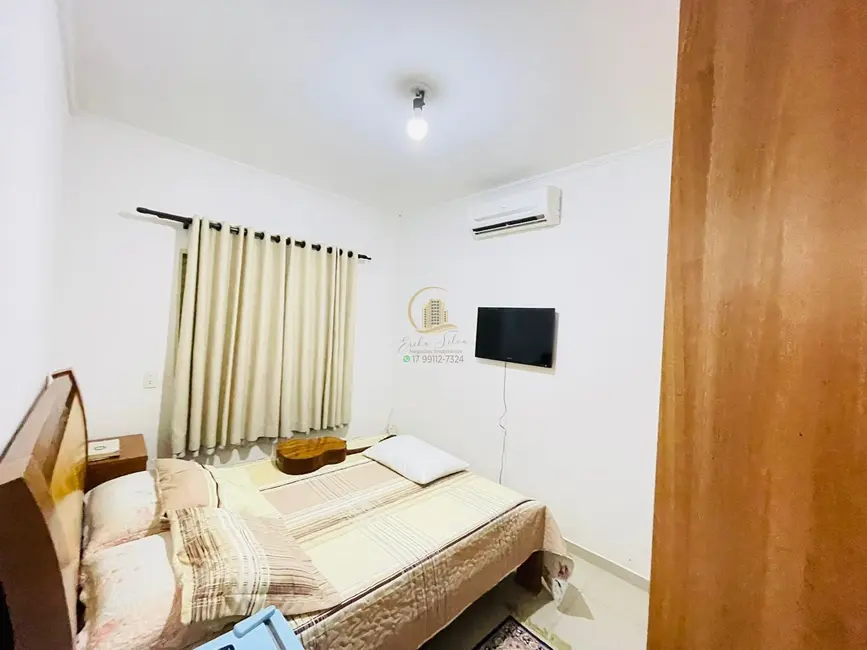 Casa com 2 quartos à venda, 120m2 em Residencial Califórnia, Sao Jose Do Rio Preto - SP - imagem 2 Foto 2 de Casa com 2 quartos à venda, 120m2 em Residencial Califórnia, Sao Jose Do Rio Preto - SP