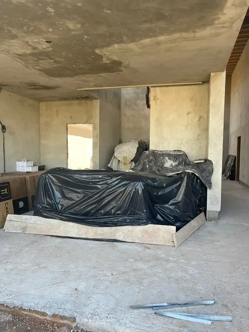 Casa de Condomínio com 3 quartos à venda, 224m2 em Residencial Gaivota I, Sao Jose Do Rio Preto - SP - imagem 3 Foto 3 de Casa de Condomínio com 3 quartos à venda, 224m2 em Residencial Gaivota I, Sao Jose Do Rio Preto - SP