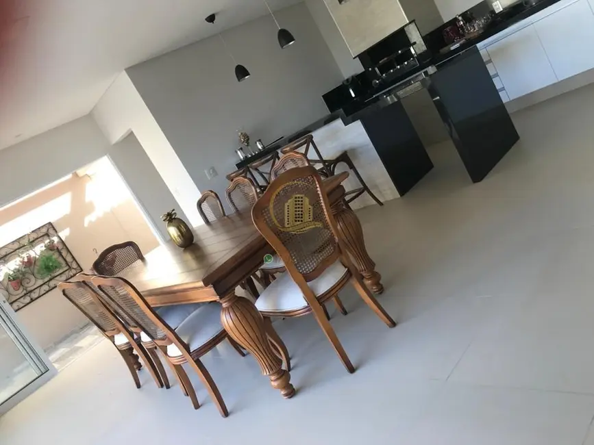 Casa de Condomínio com 4 quartos à venda, 350m2 em Parque Residencial Damha V, Sao Jose Do Rio Preto - SP - imagem 9 Foto 9 de Casa de Condomínio com 4 quartos à venda, 350m2 em Parque Residencial Damha V, Sao Jose Do Rio Preto - SP