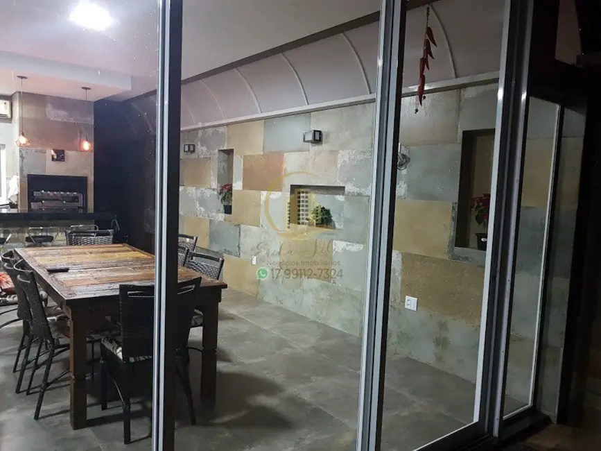 Casa de Condomínio com 3 quartos à venda, 270m2 em Loteamento Recanto do Lago, Sao Jose Do Rio Preto - SP - imagem 9 Foto 9 de Casa de Condomínio com 3 quartos à venda, 270m2 em Loteamento Recanto do Lago, Sao Jose Do Rio Preto - SP