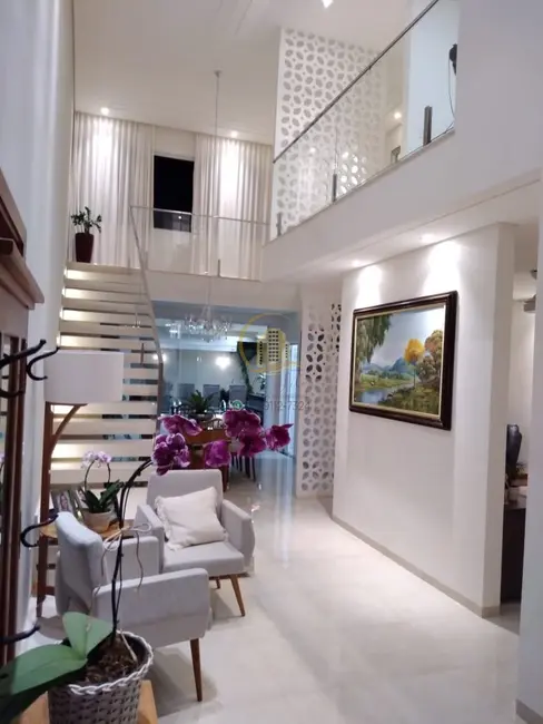 Casa de Condomínio com 3 quartos à venda, 242m2 em Residencial Gaivota II, Sao Jose Do Rio Preto - SP - imagem 4 Foto 4 de Casa de Condomínio com 3 quartos à venda, 242m2 em Residencial Gaivota II, Sao Jose Do Rio Preto - SP