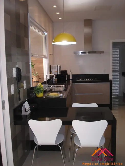 Casa de Condomínio com 3 quartos à venda, 246m2 em Sao Jose Do Rio Preto - SP - imagem 1 Foto 1 de Casa de Condomínio com 3 quartos à venda, 246m2 em Sao Jose Do Rio Preto - SP