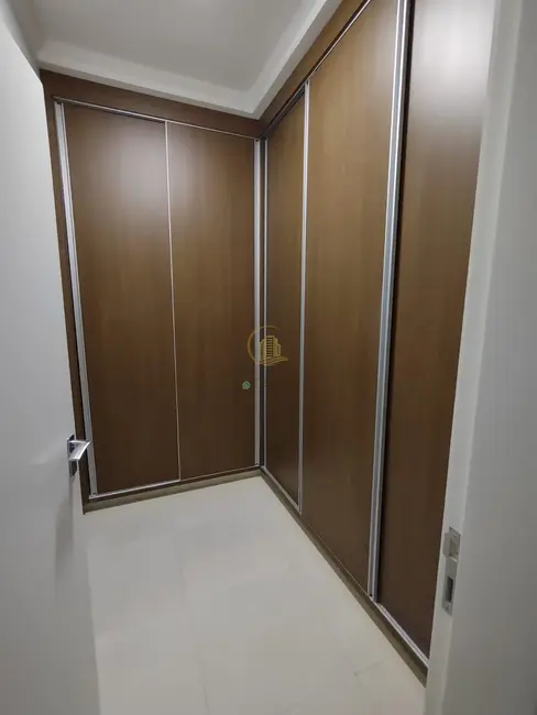 Casa de Condomínio com 3 quartos à venda, 230m2 em Parque Residencial Damha VI, Sao Jose Do Rio Preto - SP - imagem 8 Foto 8 de Casa de Condomínio com 3 quartos à venda, 230m2 em Parque Residencial Damha VI, Sao Jose Do Rio Preto - SP