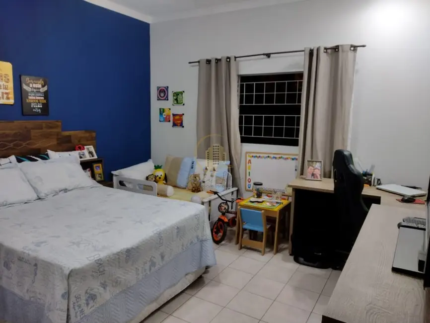 Casa com 2 quartos à venda, 120m2 em Conjunto Habitacional Cristo Rei, Sao Jose Do Rio Preto - SP - imagem 7 Foto 7 de Casa com 2 quartos à venda, 120m2 em Conjunto Habitacional Cristo Rei, Sao Jose Do Rio Preto - SP