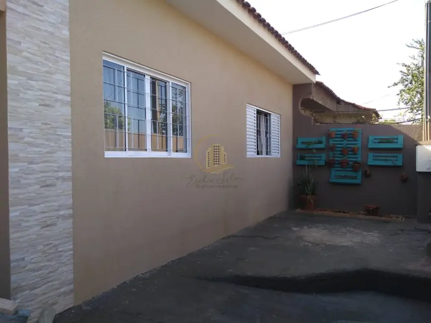 Casa com 2 quartos à venda, 120m2 em Conjunto Habitacional Cristo Rei, Sao Jose Do Rio Preto - SP - imagem 3 Foto 3 de Casa com 2 quartos à venda, 120m2 em Conjunto Habitacional Cristo Rei, Sao Jose Do Rio Preto - SP