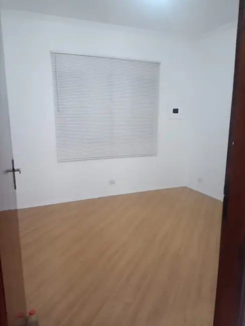 Casa com 3 quartos à venda, 150m2 em Pestana, Osasco - SP - imagem 4 Foto 4 de Casa com 3 quartos à venda, 150m2 em Pestana, Osasco - SP