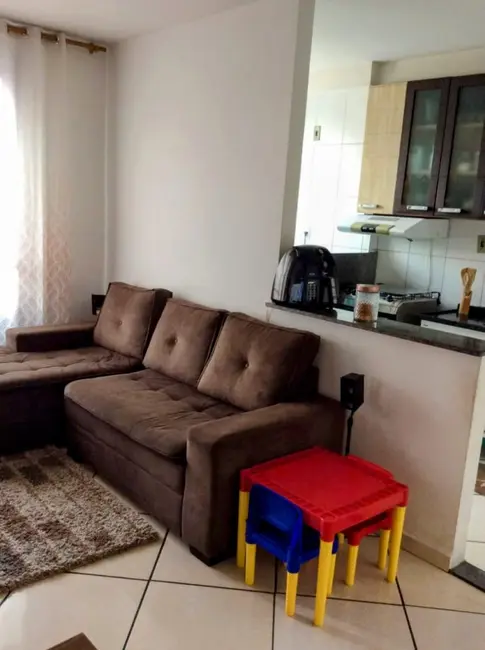 Apartamento com 2 quartos à venda, 50m2 em Vila Mercês, Carapicuiba - SP - imagem 2 Foto 2 de Apartamento com 2 quartos à venda, 50m2 em Vila Mercês, Carapicuiba - SP