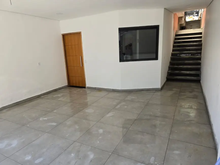 Casa com 1 quarto à venda, 124m2 em Bandeiras, Osasco - SP - imagem 1 Foto 1 de Casa com 1 quarto à venda, 124m2 em Bandeiras, Osasco - SP