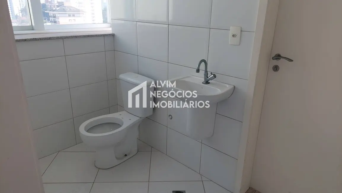 Sala Comercial para alugar, 250m2 em Sao Jose Dos Campos - SP - imagem 6 Foto 6 de Sala Comercial para alugar, 250m2 em Sao Jose Dos Campos - SP