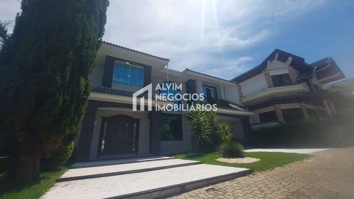 Foto 3 de Sobrado com 6 quartos à venda, 480m2 em Sao Jose Dos Campos - SP