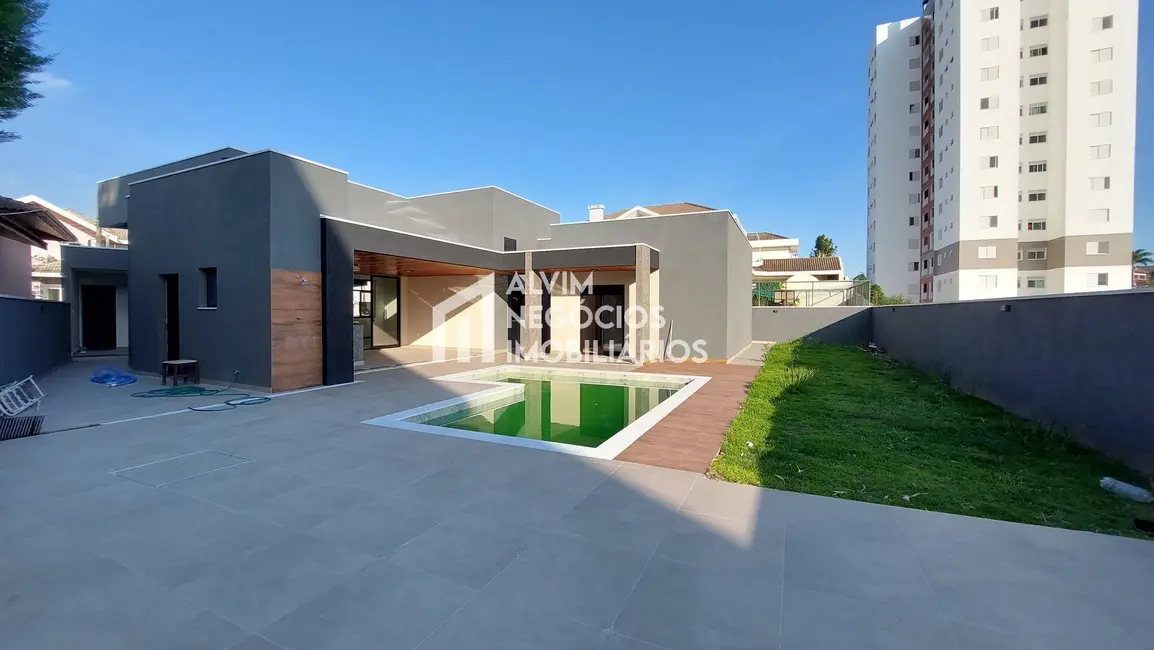 Foto 4 de Casa com 4 quartos à venda, 268m2 em Sao Jose Dos Campos - SP