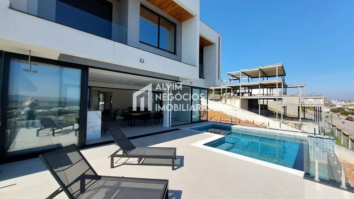 Foto 2 de Sobrado com 5 quartos à venda, 540m2 em Sao Jose Dos Campos - SP