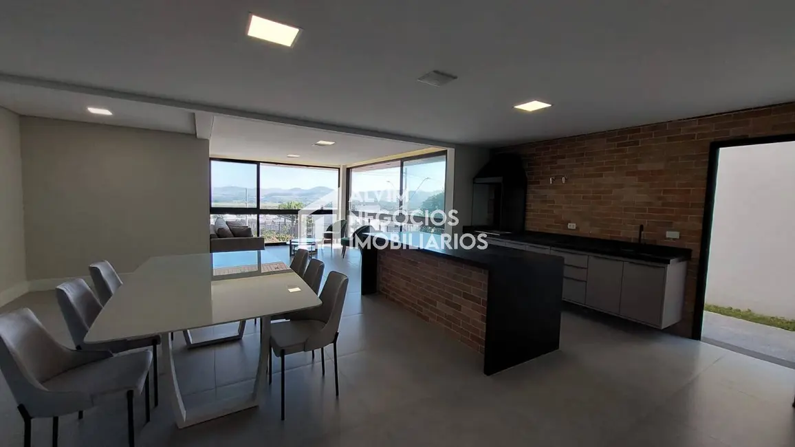 Foto 6 de Sobrado com 5 quartos à venda, 540m2 em Sao Jose Dos Campos - SP