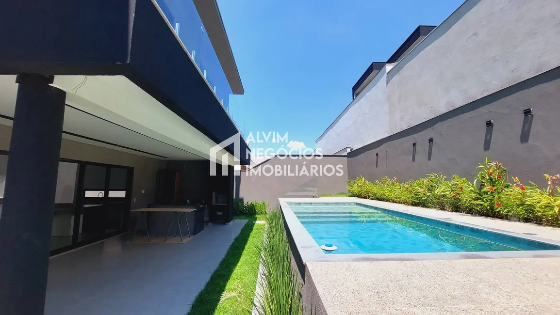 Foto 2 de Sobrado com 3 quartos à venda, 500m2 em Sao Jose Dos Campos - SP