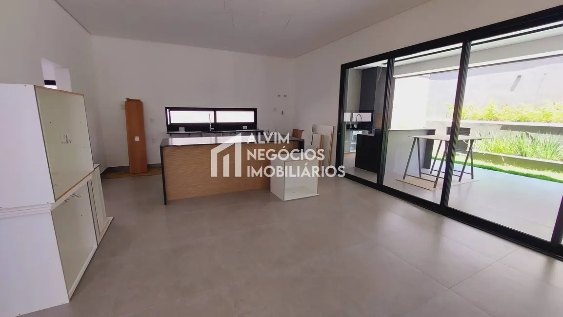 Foto 7 de Sobrado com 3 quartos à venda, 500m2 em Sao Jose Dos Campos - SP