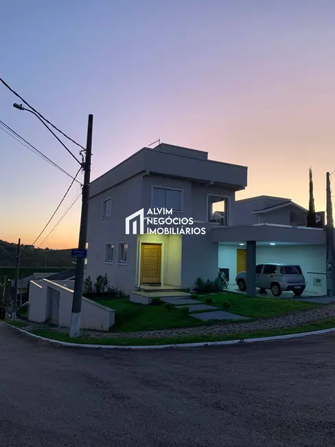 Foto 3 de Casa com 3 quartos à venda, 319m2 em Sao Jose Dos Campos - SP