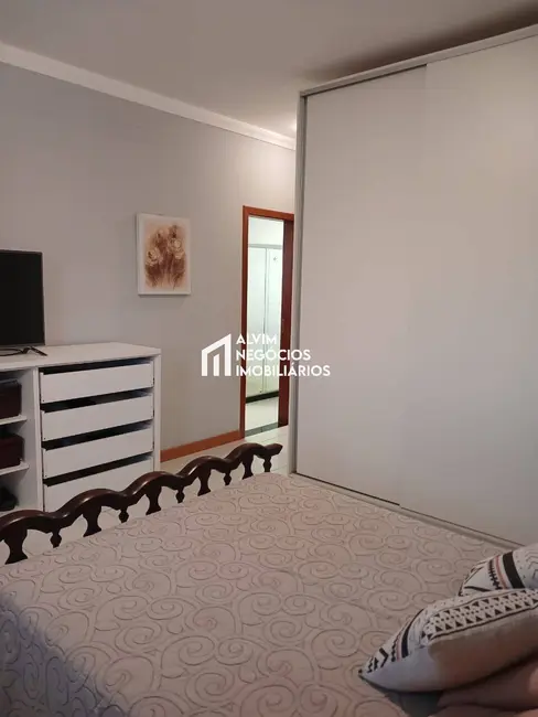 Foto 5 de Casa com 3 quartos à venda, 319m2 em Sao Jose Dos Campos - SP