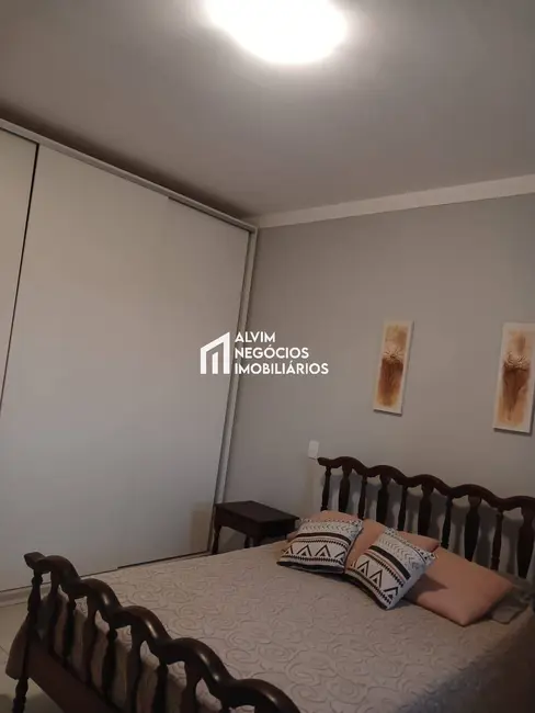 Foto 4 de Casa com 3 quartos à venda, 319m2 em Sao Jose Dos Campos - SP