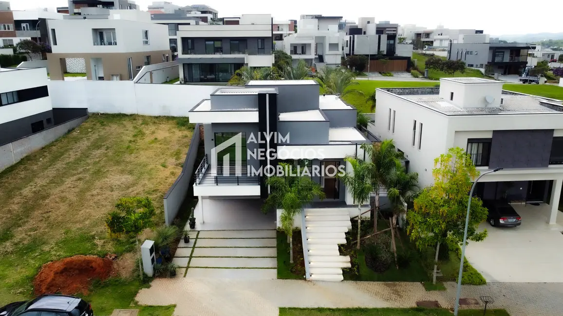 Foto 1 de Casa com 3 quartos à venda, 290m2 em Sao Jose Dos Campos - SP