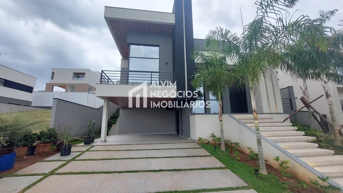 Foto 2 de Casa com 3 quartos à venda, 290m2 em Sao Jose Dos Campos - SP