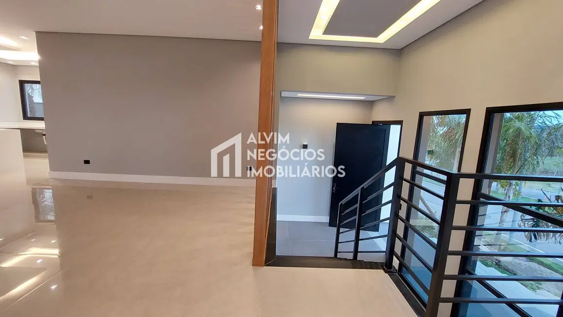 Foto 4 de Casa com 3 quartos à venda, 290m2 em Sao Jose Dos Campos - SP
