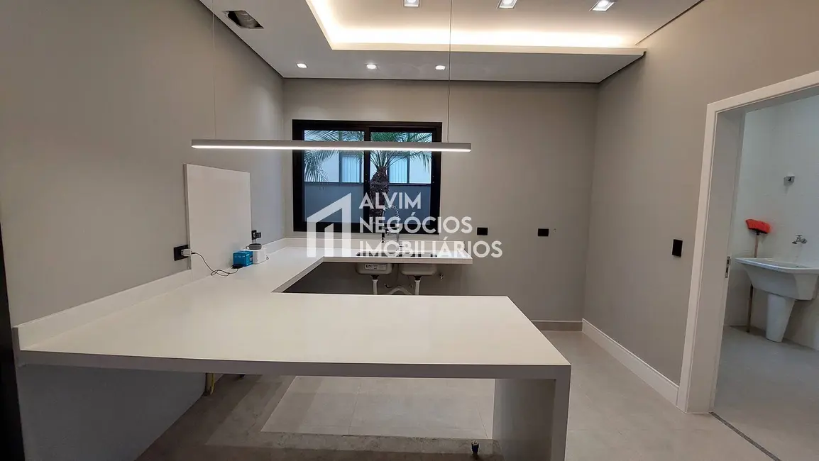 Foto 6 de Casa com 3 quartos à venda, 290m2 em Sao Jose Dos Campos - SP