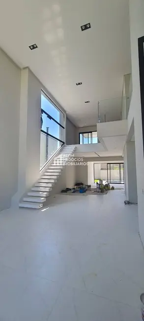 Foto 5 de Sobrado com 5 quartos à venda, 430m2 em Sao Jose Dos Campos - SP