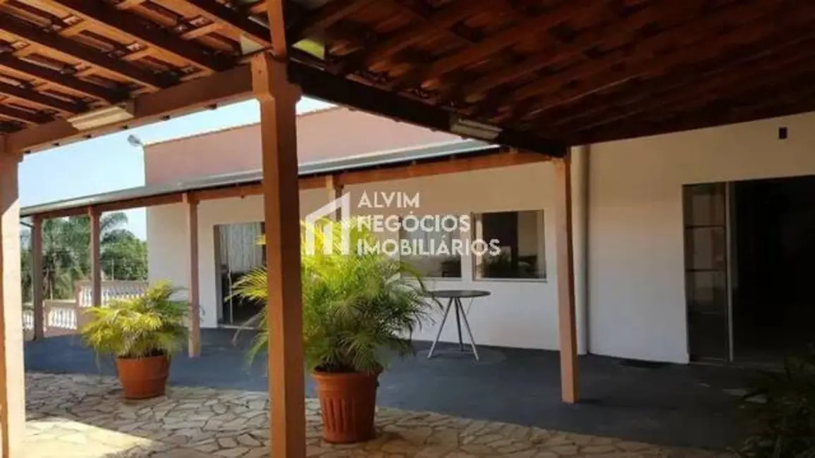 Foto 8 de Chácara com 2 quartos à venda, 2200m2 em Sao Jose Dos Campos - SP