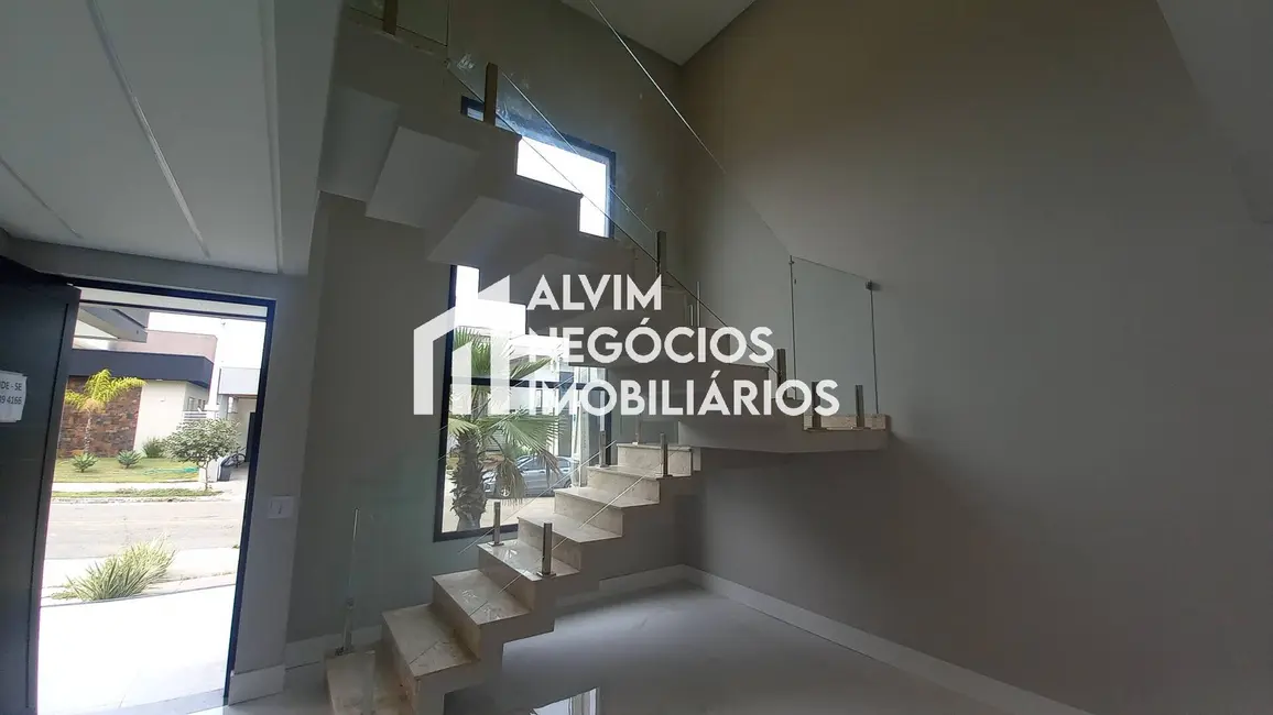 Foto 3 de Sobrado com 3 quartos à venda, 350m2 em Sao Jose Dos Campos - SP