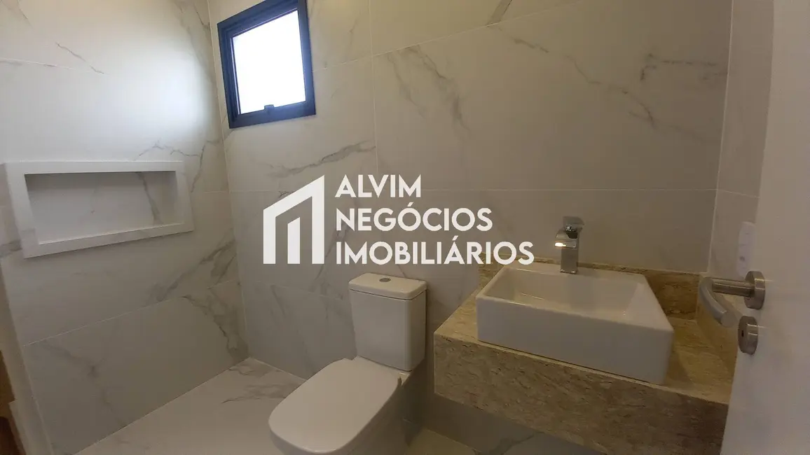 Foto 9 de Sobrado com 3 quartos à venda, 350m2 em Sao Jose Dos Campos - SP