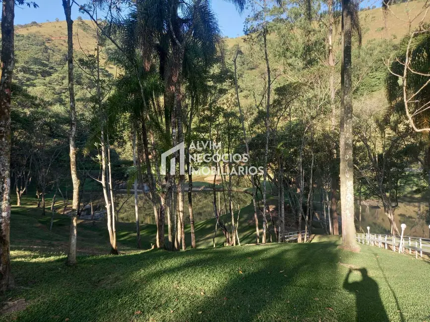 Foto 6 de Sítio / Rancho com 4 quartos à venda, 12m2 em Sao Jose Dos Campos - SP