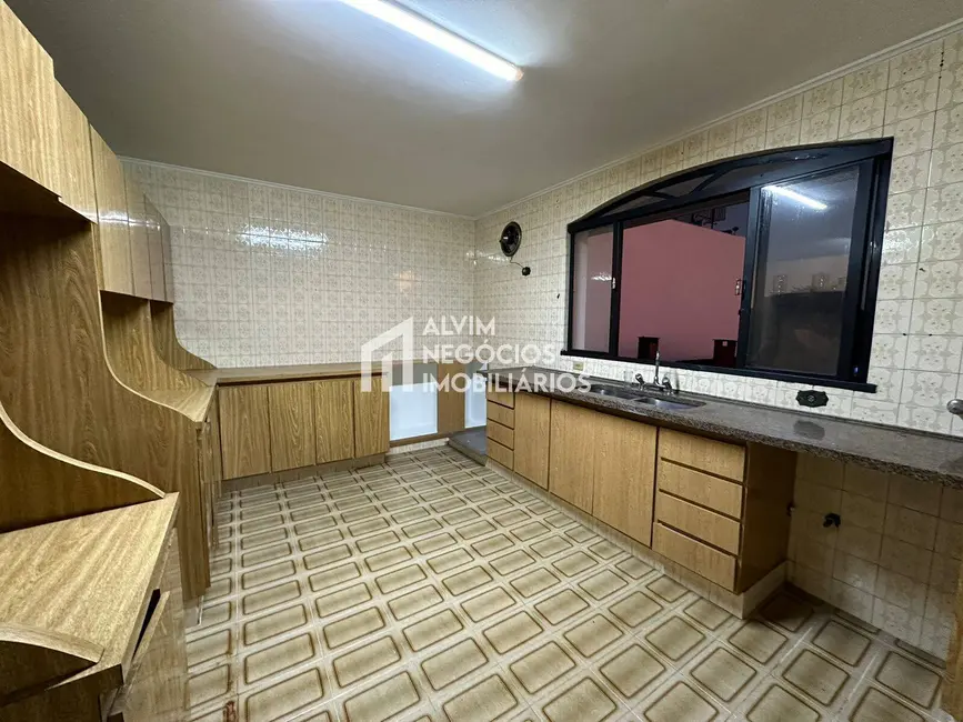 Foto 4 de Sobrado com 5 quartos à venda, 400m2 em Sao Jose Dos Campos - SP