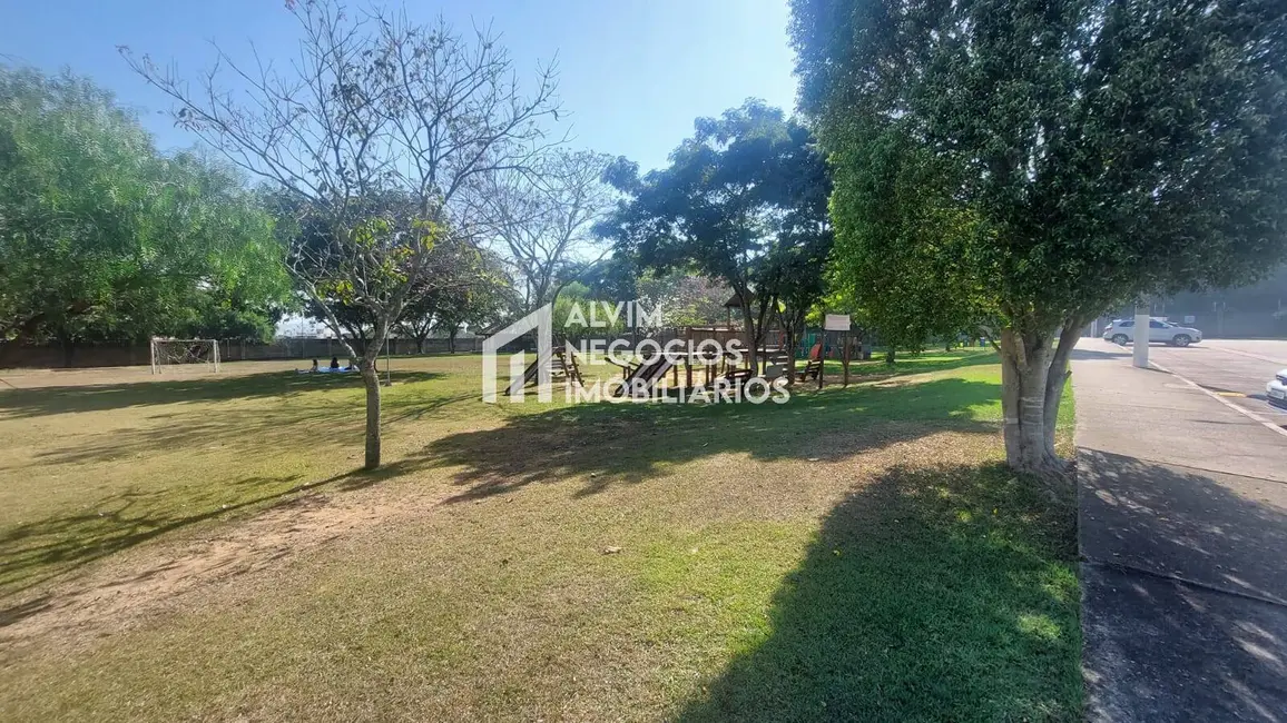 Terreno / Lote à venda, 372m2 em Jardim Califórnia, Jacarei - SP - imagem 8 Foto 8 de Terreno / Lote à venda, 372m2 em Jardim Califórnia, Jacarei - SP