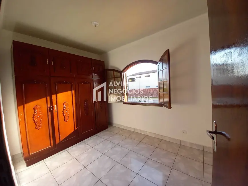 Foto 6 de Casa com 4 quartos à venda, 448m2 em Sao Jose Dos Campos - SP