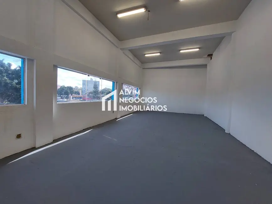 Sala Comercial à venda e para alugar, 920m2 em Sao Jose Dos Campos - SP - imagem 8 Foto 8 de Sala Comercial à venda e para alugar, 920m2 em Sao Jose Dos Campos - SP