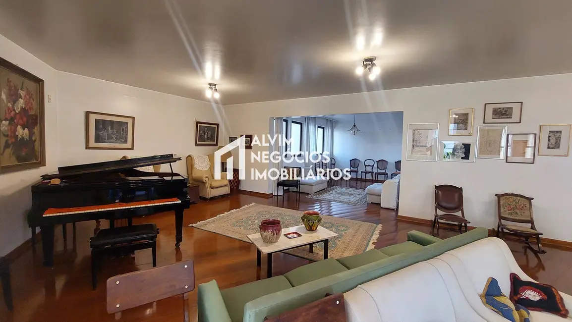 Apartamento com 4 quartos à venda, 285m2 em Sao Jose Dos Campos - SP - imagem 8 Foto 8 de Apartamento com 4 quartos à venda, 285m2 em Sao Jose Dos Campos - SP