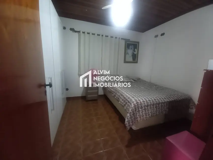 Foto 9 de Casa com 6 quartos à venda, 461m2 em Sao Jose Dos Campos - SP