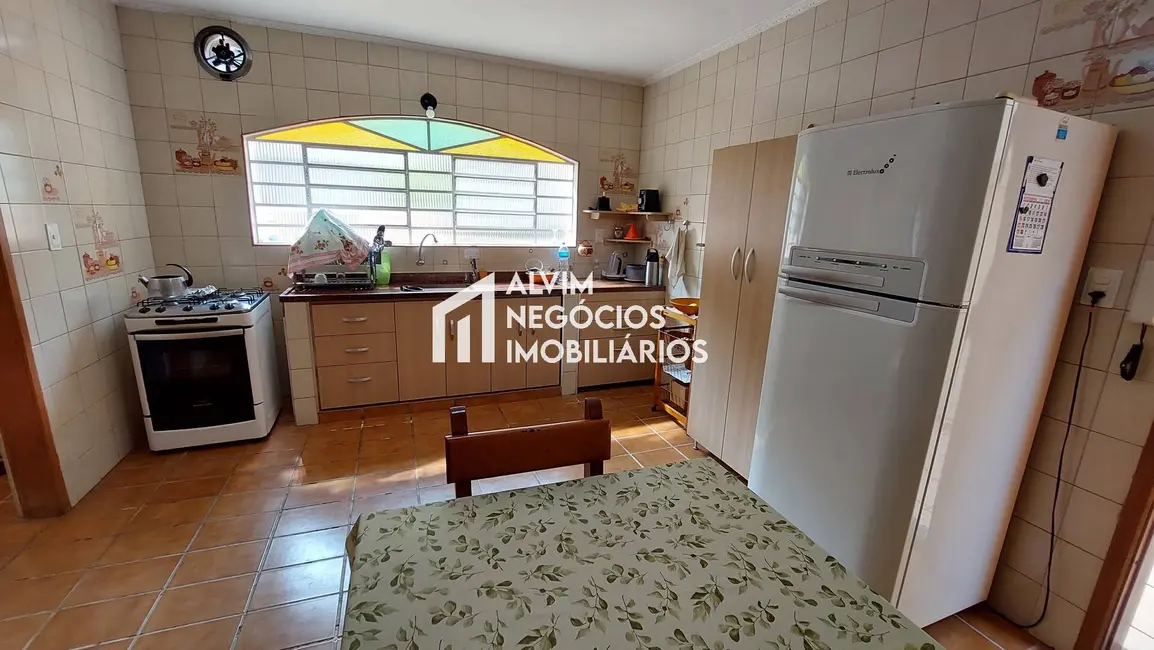 Foto 7 de Sobrado com 4 quartos à venda, 270m2 em Sao Jose Dos Campos - SP