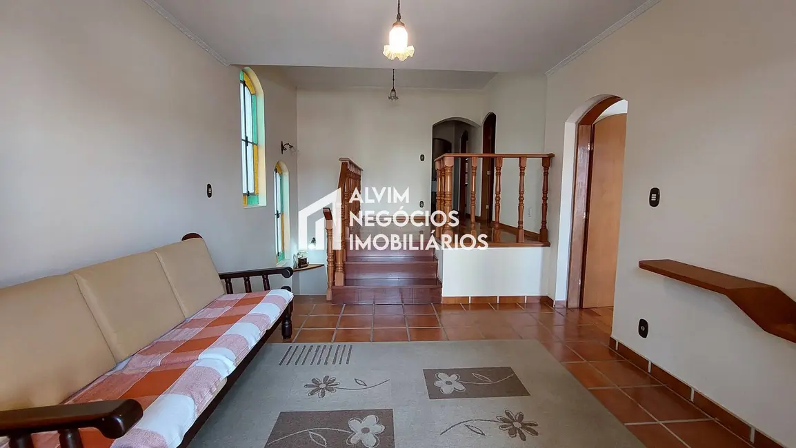 Foto 1 de Sobrado com 4 quartos à venda, 270m2 em Sao Jose Dos Campos - SP