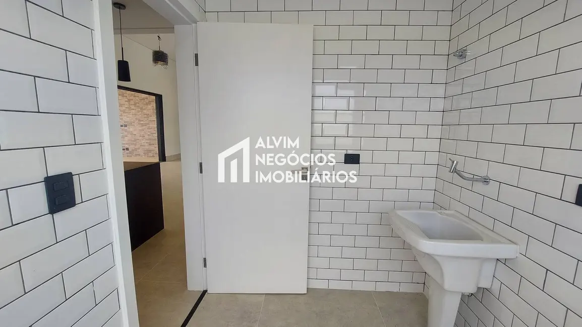 Casa com 4 quartos à venda, 290m2 em Sao Jose Dos Campos - SP - imagem 8 Foto 8 de Casa com 4 quartos à venda, 290m2 em Sao Jose Dos Campos - SP