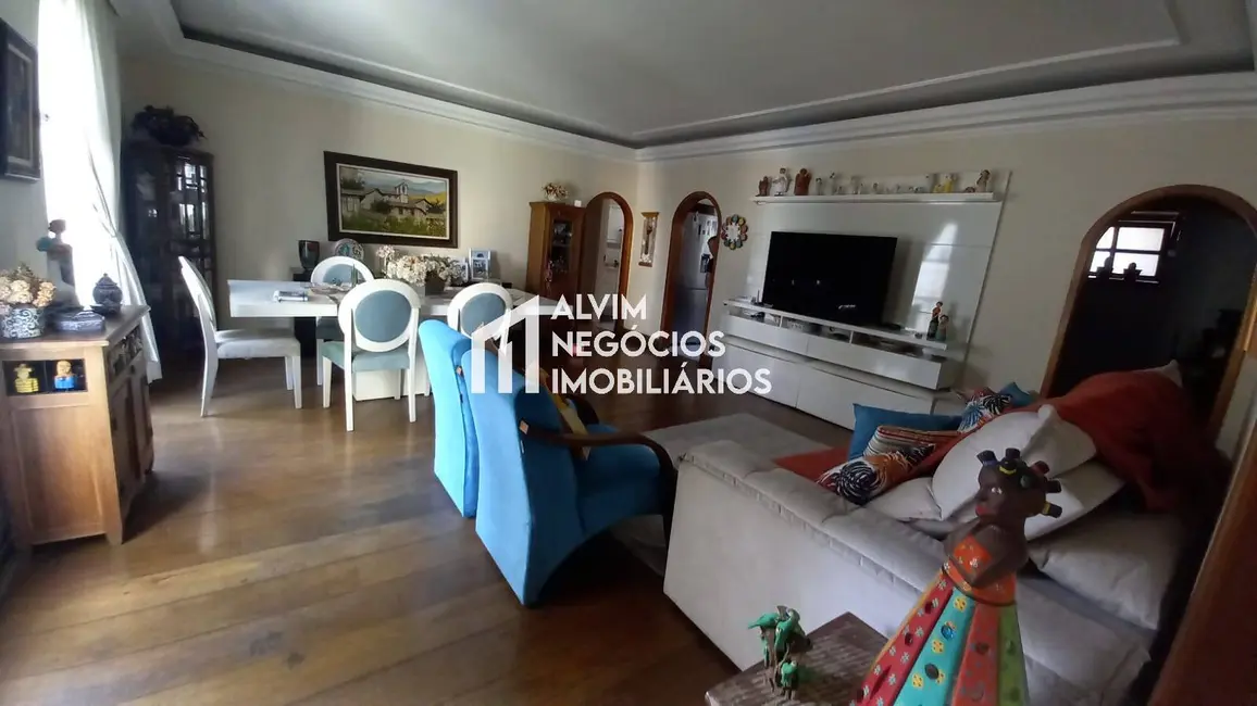 Apartamento com 3 quartos à venda e para alugar, 120m2 em Sao Jose Dos Campos - SP - imagem 2 Foto 2 de Apartamento com 3 quartos à venda e para alugar, 120m2 em Sao Jose Dos Campos - SP