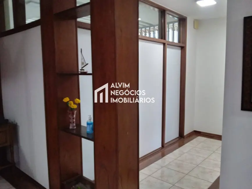 Foto 3 de Casa com 4 quartos à venda, 900m2 em Sao Jose Dos Campos - SP