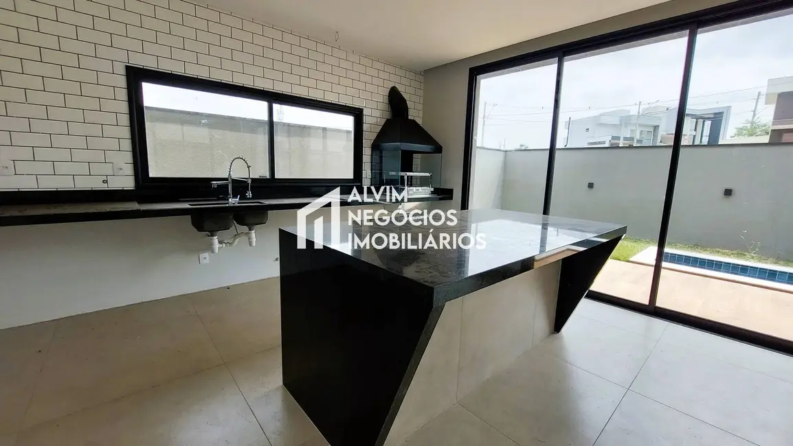 Foto 8 de Sobrado com 3 quartos à venda, 250m2 em Sao Jose Dos Campos - SP