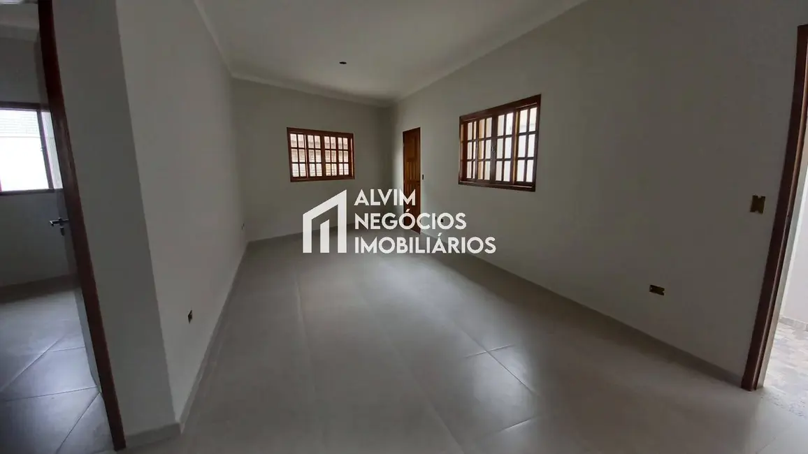 Foto 3 de Casa com 2 quartos à venda, 152m2 em Sao Jose Dos Campos - SP