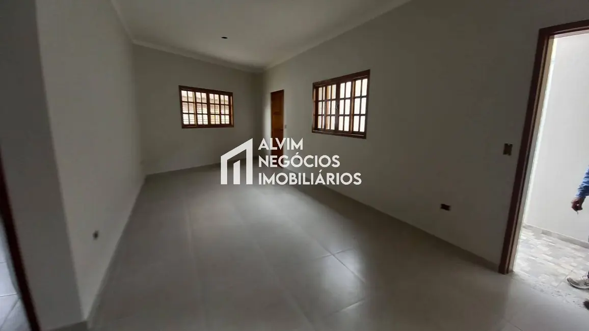 Foto 2 de Casa com 2 quartos à venda, 152m2 em Sao Jose Dos Campos - SP