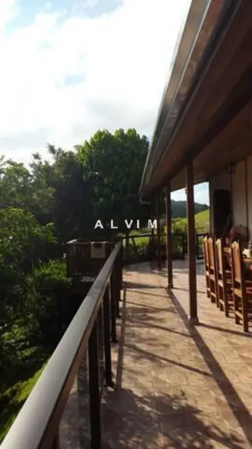 Foto 4 de Casa com 3 quartos à venda, 1000m2 em Jambeiro - SP