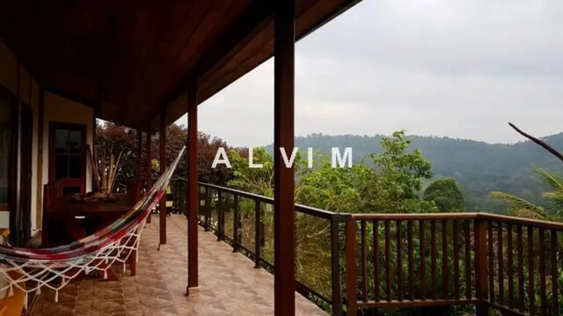 Foto 1 de Casa com 3 quartos à venda, 1000m2 em Jambeiro - SP