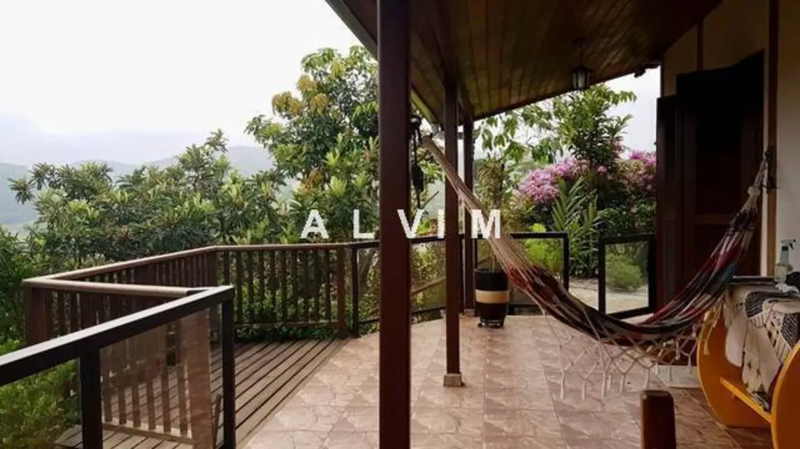 Foto 3 de Casa com 3 quartos à venda, 1000m2 em Jambeiro - SP