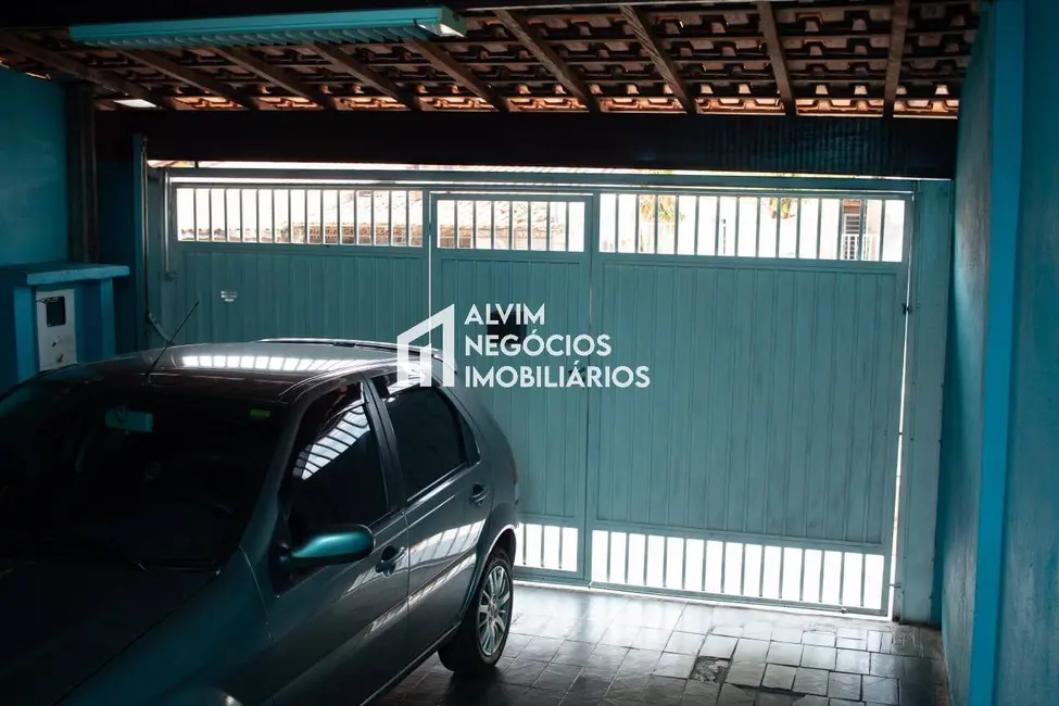 Casa com 3 quartos à venda, 52m2 em Sao Jose Dos Campos - SP - imagem 2 Foto 2 de Casa com 3 quartos à venda, 52m2 em Sao Jose Dos Campos - SP