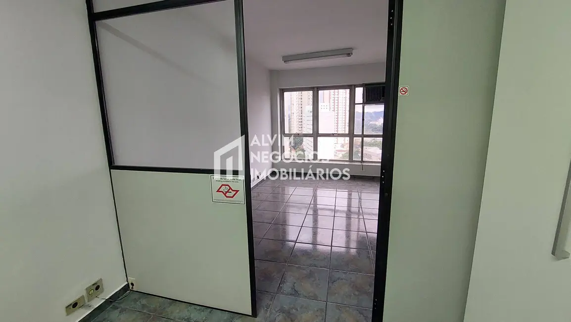 Sala Comercial à venda e para alugar, 45m2 em Sao Jose Dos Campos - SP - imagem 7 Foto 7 de Sala Comercial à venda e para alugar, 45m2 em Sao Jose Dos Campos - SP